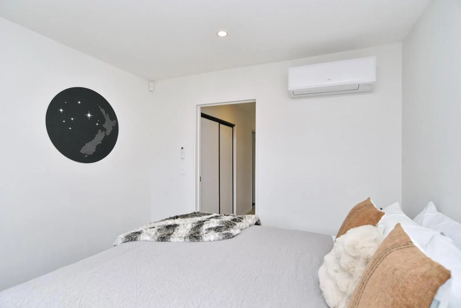 Modern Comfort 2Br Townhouse Near Cbd - Christchurch Holiday Homes 0*,  Új-Zéland