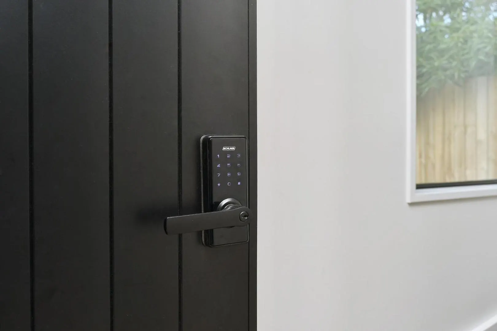 Modern Comfort 2Br Townhouse Near Cbd - Christchurch Holiday Homes