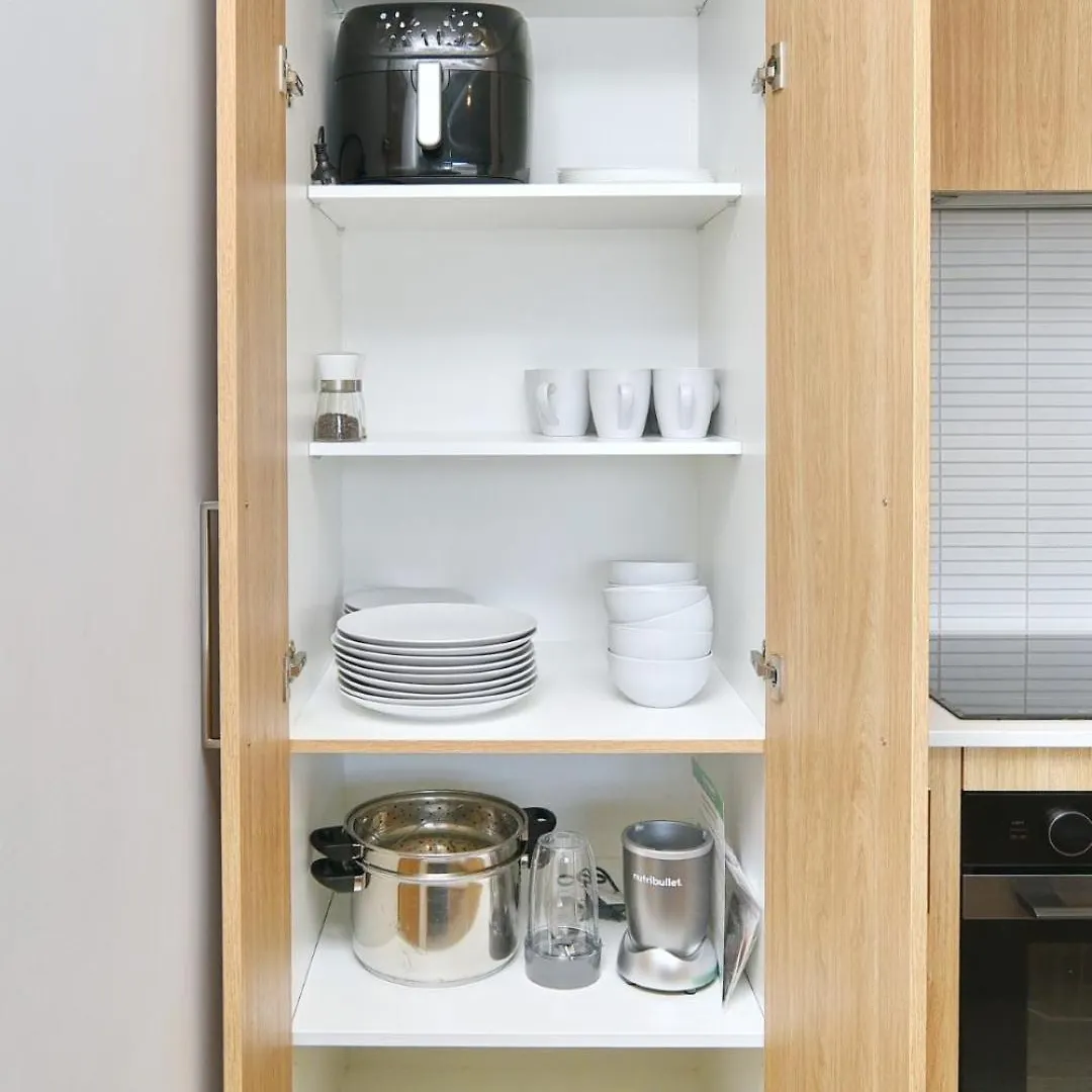 Modern Comfort 2Br Townhouse Near Cbd - Christchurch Holiday Homes 0*,